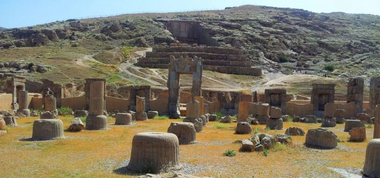 Persepolis - Odpelji.se