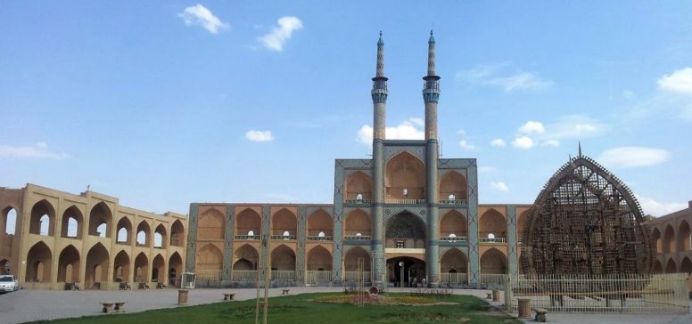 Iran potovanje - Esfahan mošeja - Odpelji.se