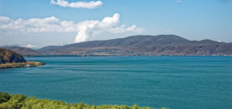 Jezero Sevan v Armeniji - Odpelji.se