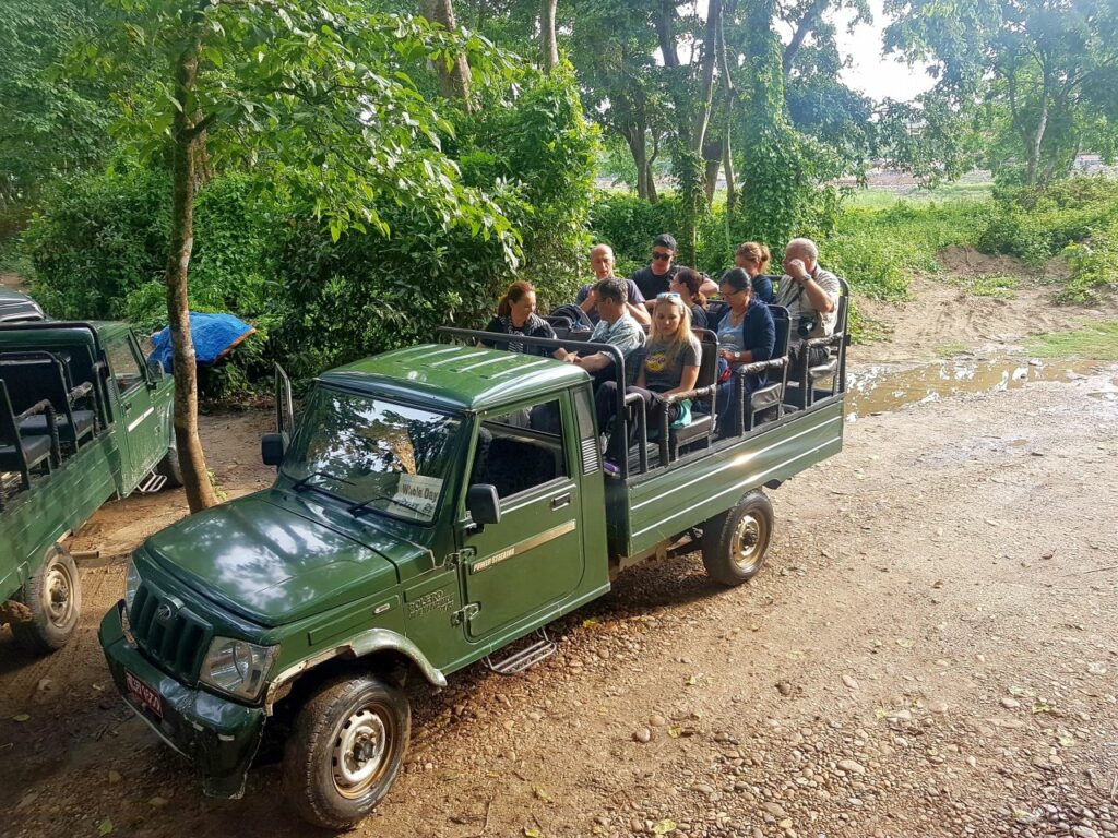Potovanje v Nepal - Potovanje na streho sveta - Chitwan safari