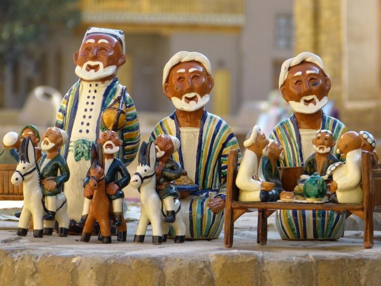 uzbekistan potovanje - glinene figure
